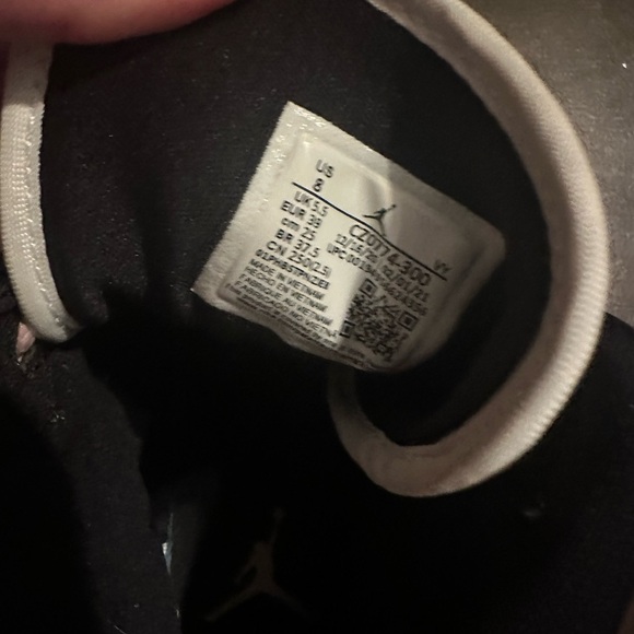 Nike Jordan - Picture 7 of 8